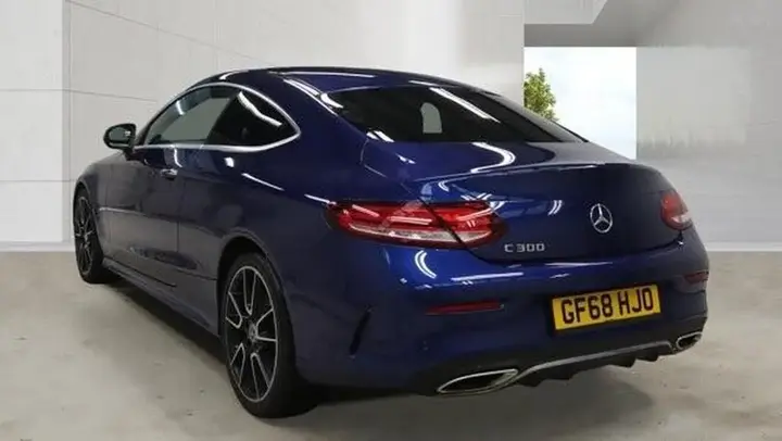 Mercedes-Benz C-Class 2018 photo 3