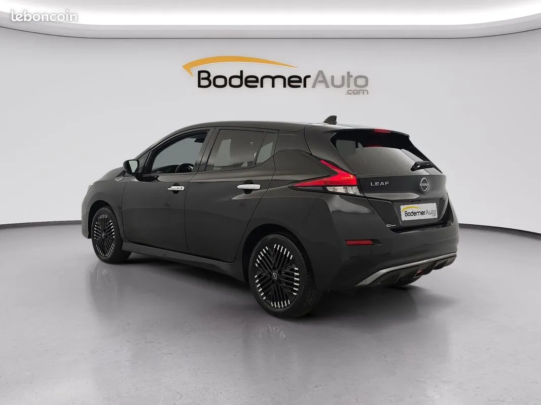 Nissan Leaf 2022 photo 3