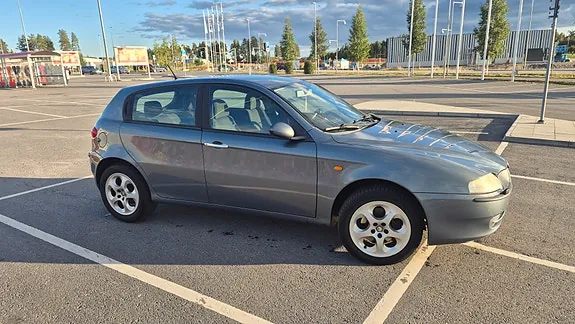 Alfa Romeo 147