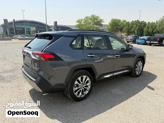 Toyota Rav 4 2021 photo 3