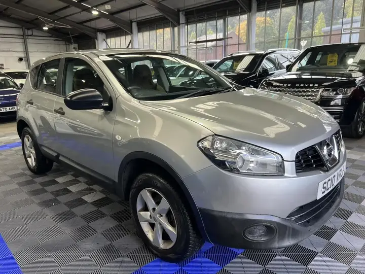 Nissan Qashqai 2010 photo 5