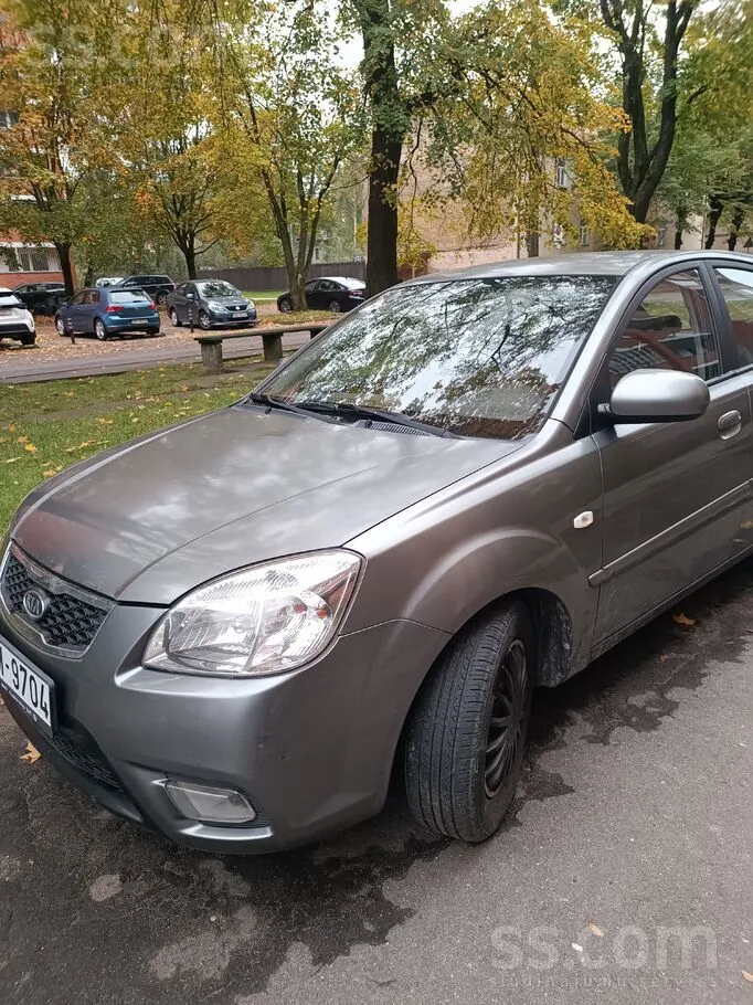 Kia Rio 2011 photo 5