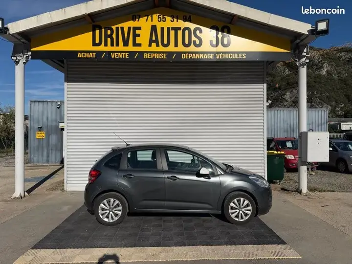 Citroen C3 2012 photo 2