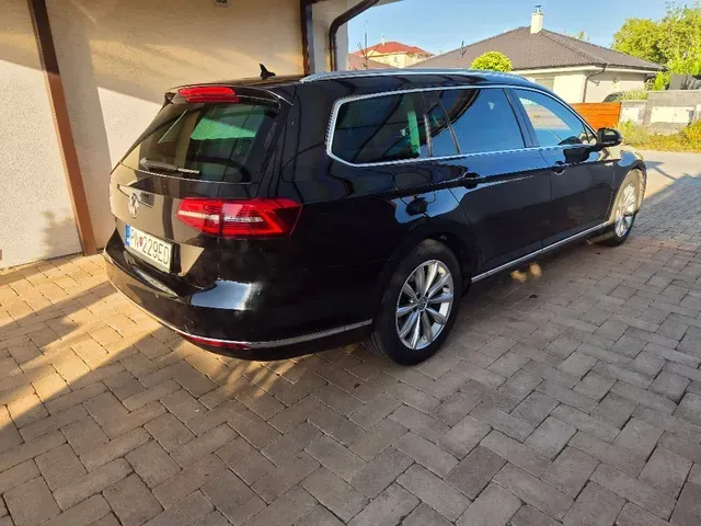 Volkswagen Passat Variant 2019 photo 2