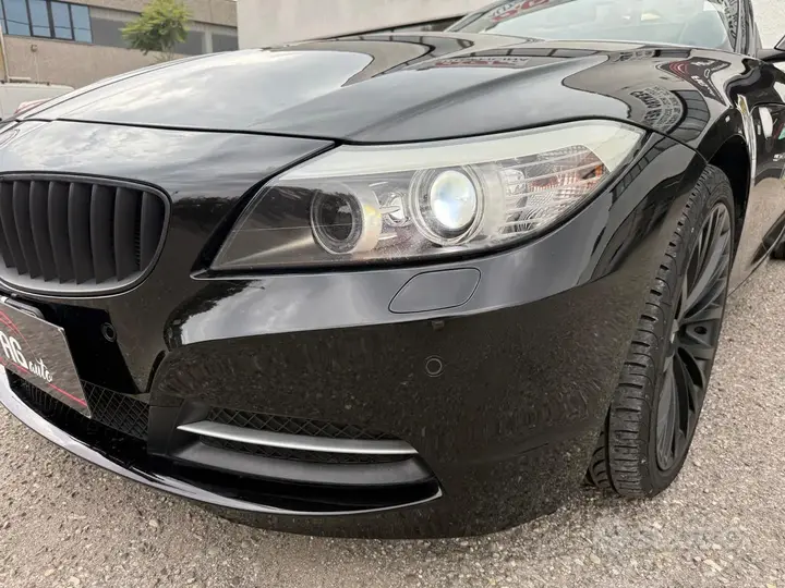 BMW Z4 2011 photo 4