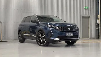 Peugeot 5008 2021 photo 2