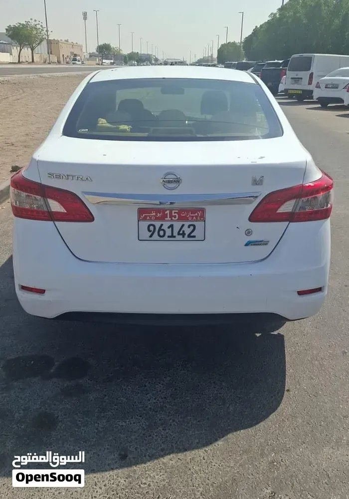Nissan Sentra 2015 photo 3