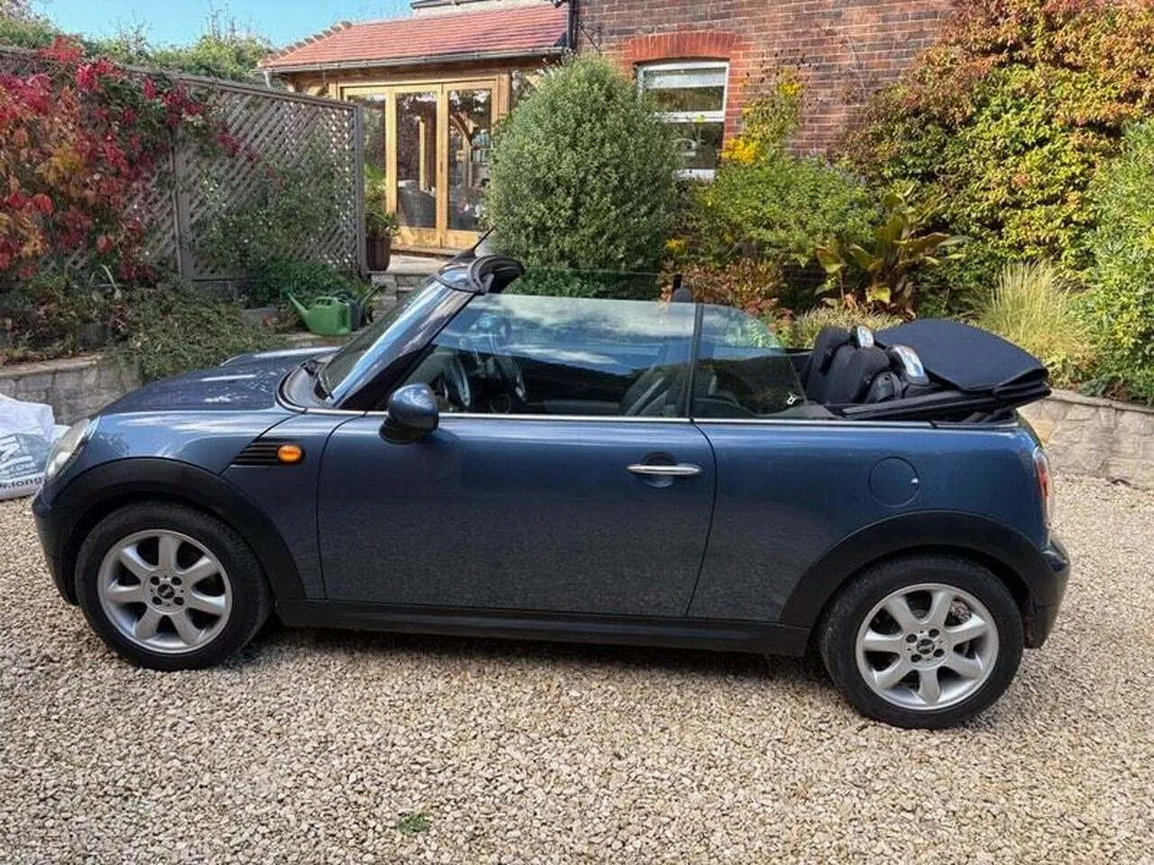 Mini Convertible 2010 photo 4