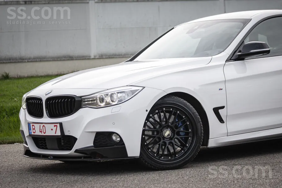 BMW 330Gt 2015 photo 3