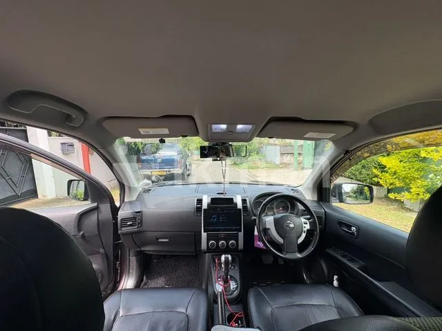 Nissan X-Trail 2010 photo 4