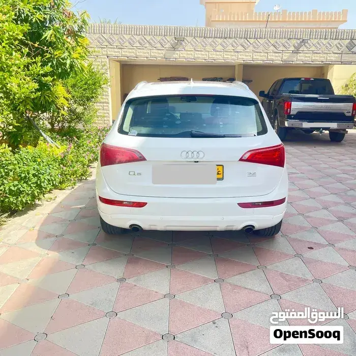 Audi Q5 2010 photo 5