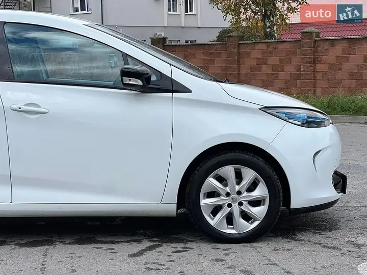 Renault Zoe 2014 photo 4