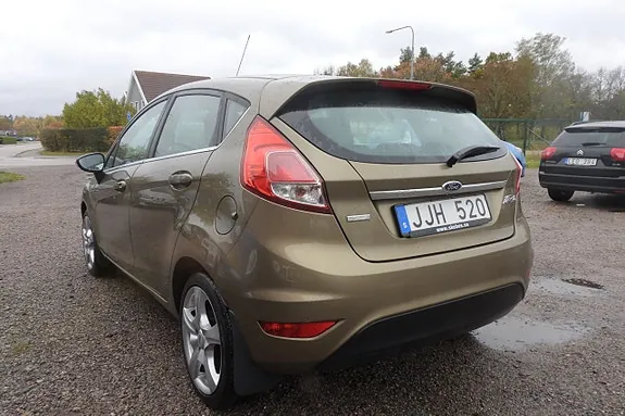 Ford Fiesta 2014 photo 3