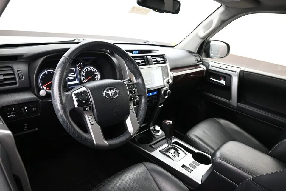 Toyota 4Runner 2020 photo 5