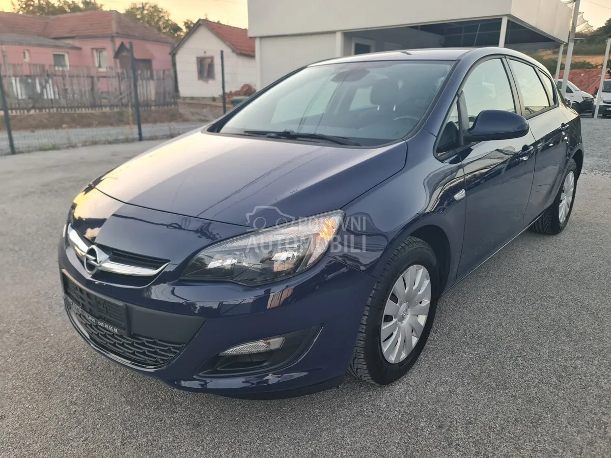 Opel Astra J