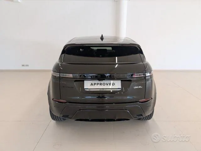 Land Rover Range Rover Evoque 2024 photo 4