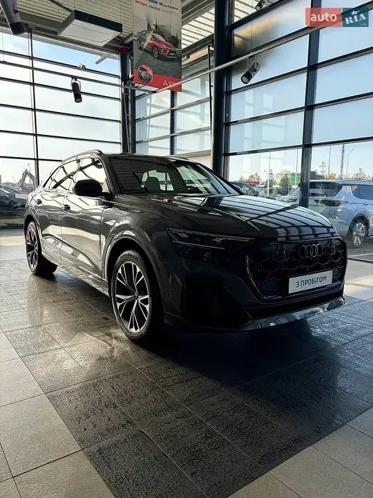 Audi Q8 2023 photo 3