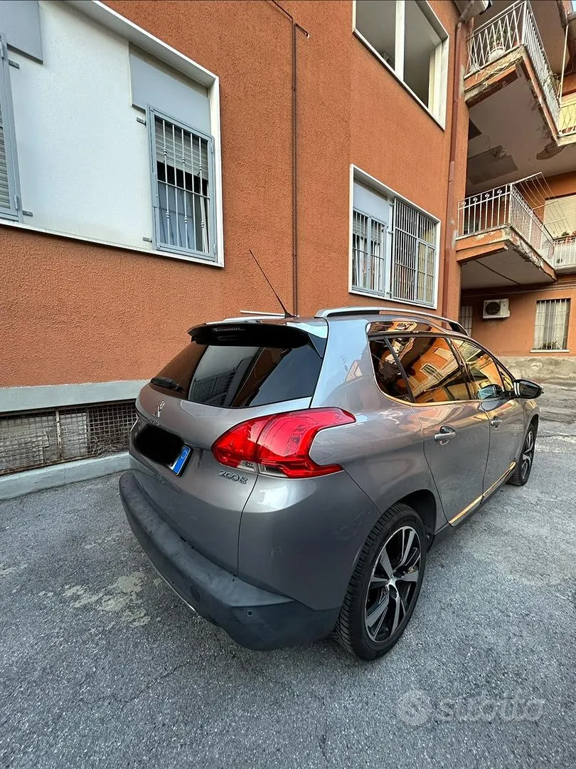 Peugeot 2008 2016 photo 3