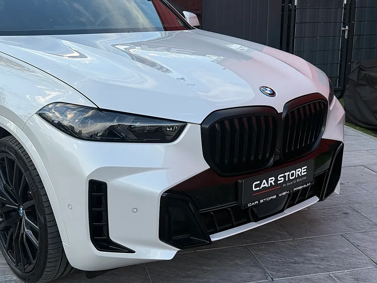 BMW X5 2023 photo 2