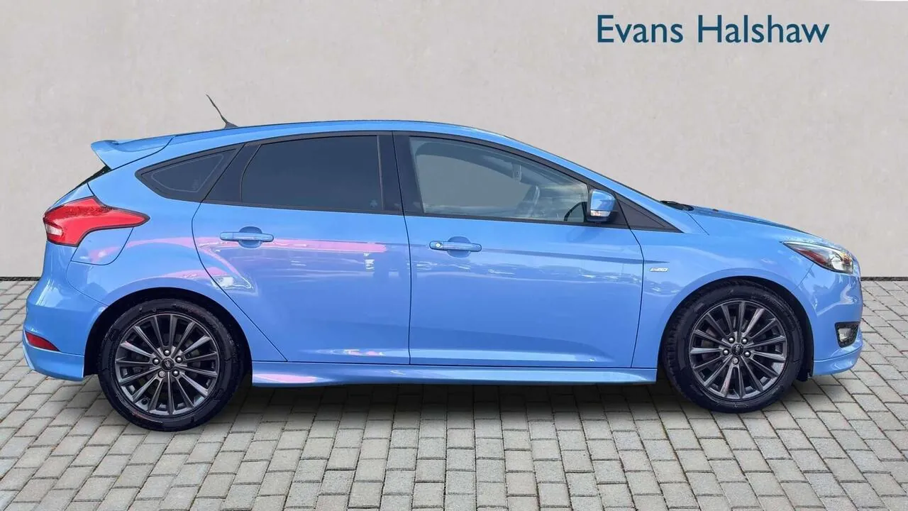 Ford Focus 2017 photo 3
