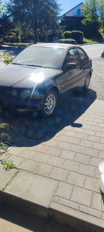 BMW 318Ti