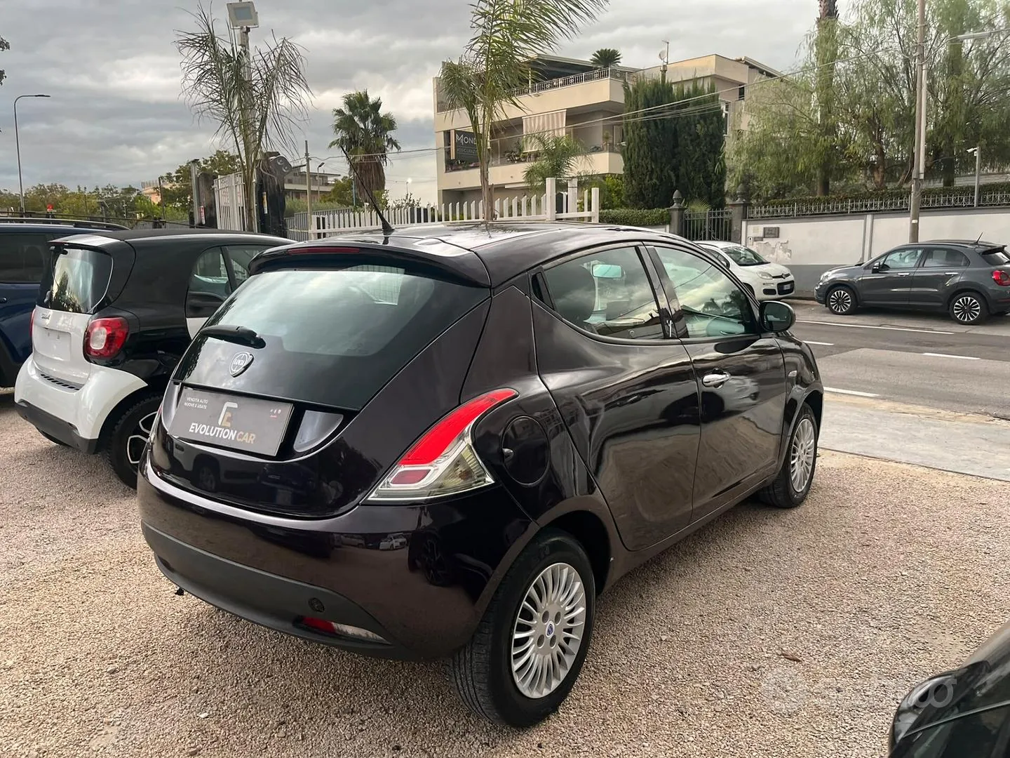 Lancia Ypsilon 2014 photo 5