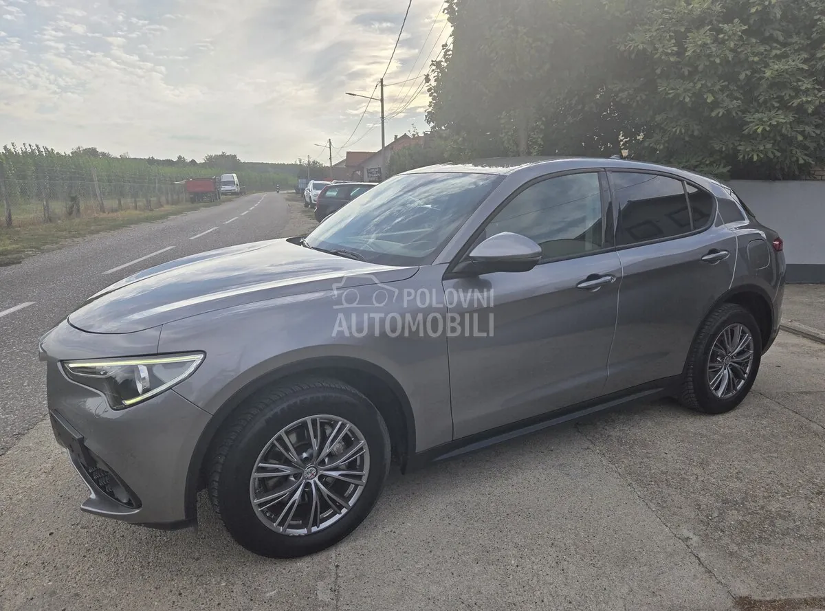 Alfa Romeo Stelvio 2018 photo 3