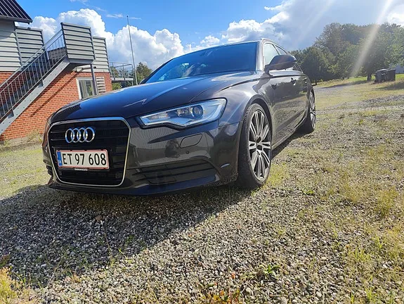 Audi A6 2011 photo 4