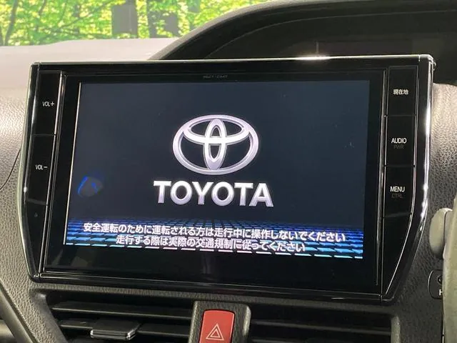 Toyota Esquaise 2016 photo 4