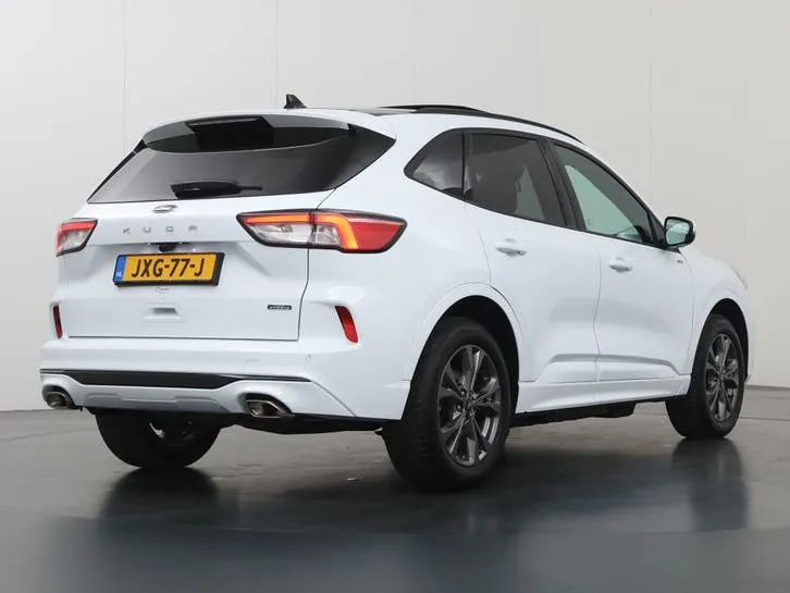 Ford Kuga 2022 photo 2