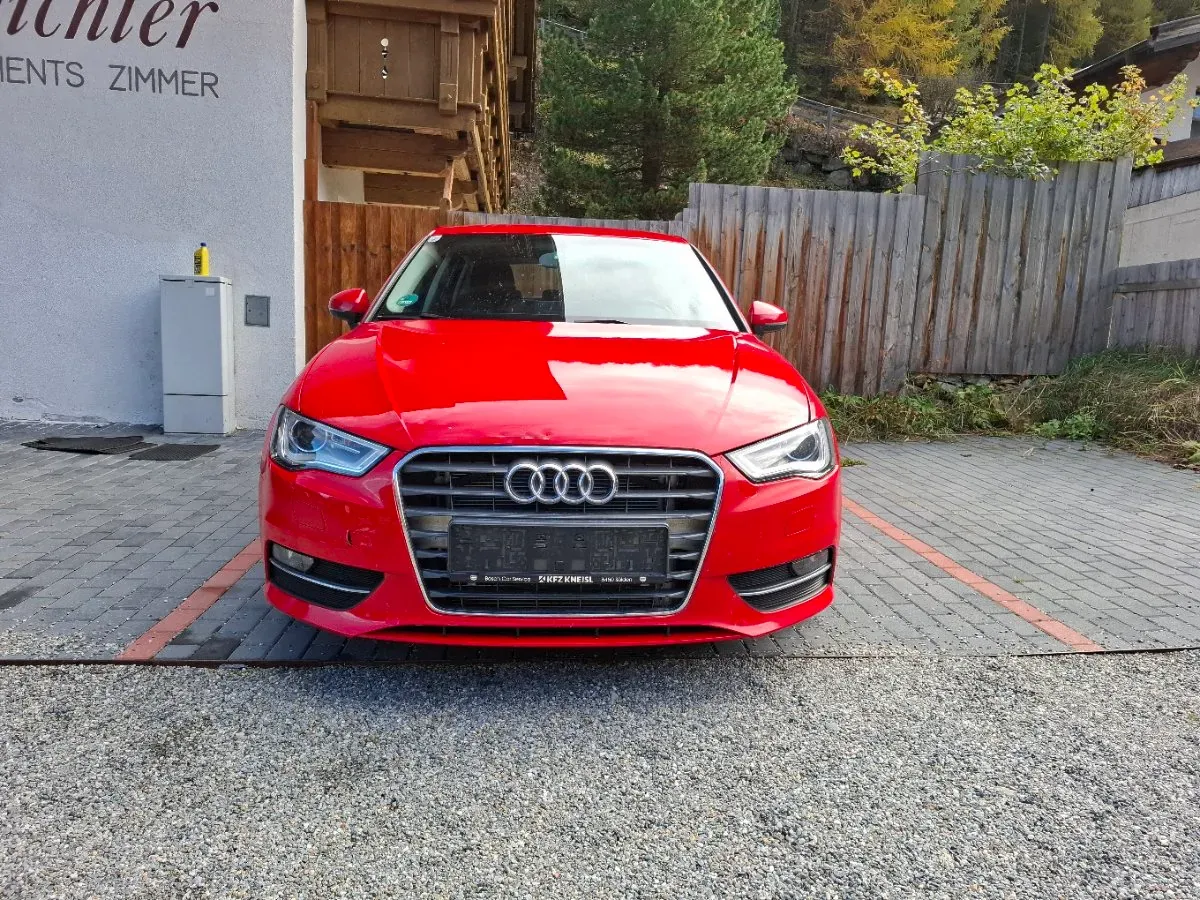 Audi A3 2013 photo 2