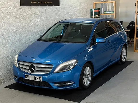 Mercedes-Benz B200