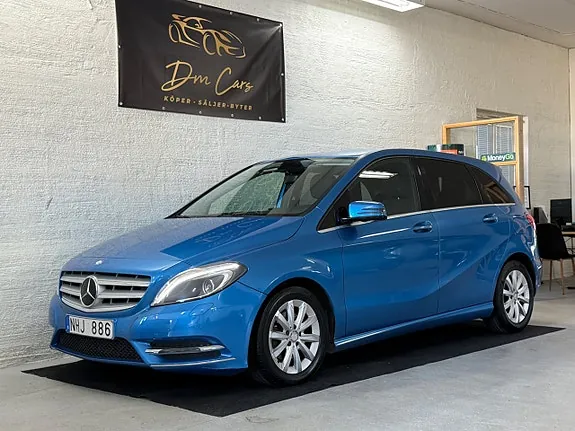 Mercedes-Benz B200