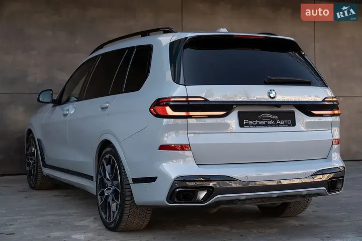 BMW X7 2023 photo 5