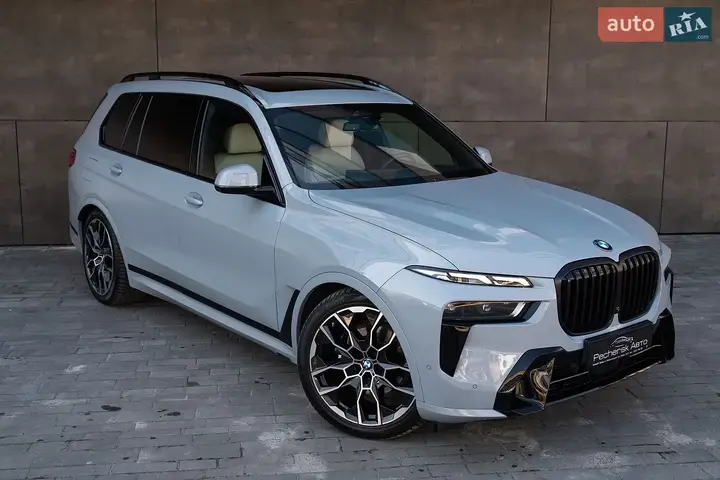 BMW X7 2023 photo 3
