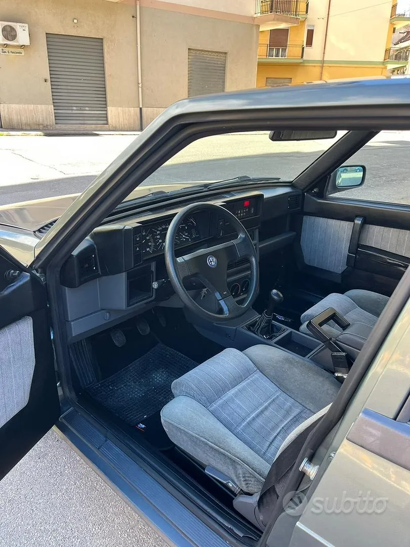 Alfa Romeo 75 1987 photo 5