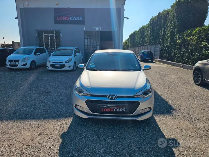 Hyundai I20 2015 photo 2