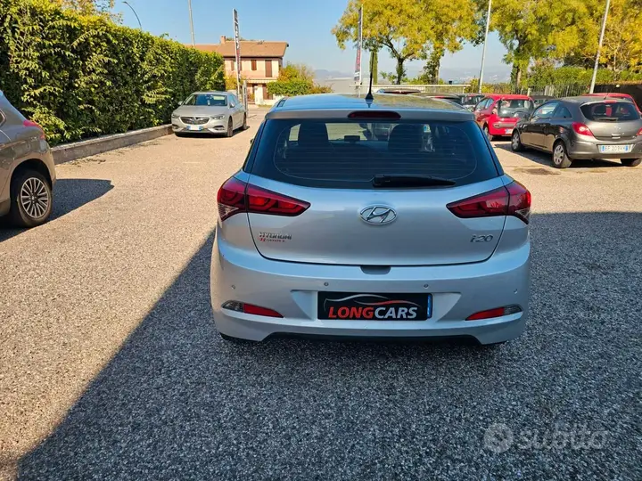 Hyundai I20 2015 photo 5
