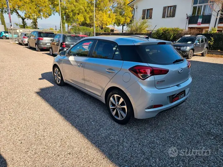Hyundai I20 2015 photo 4