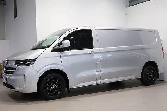 Volkswagen Transporter 2025 photo 2
