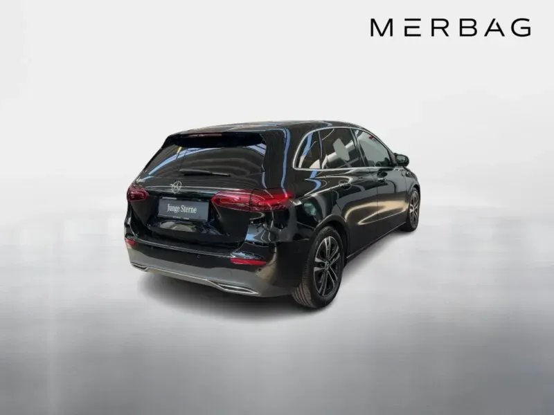 Mercedes-Benz B-Class 2025 photo 3