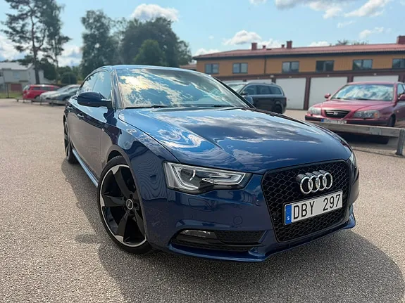 Audi A5 2013 photo 2