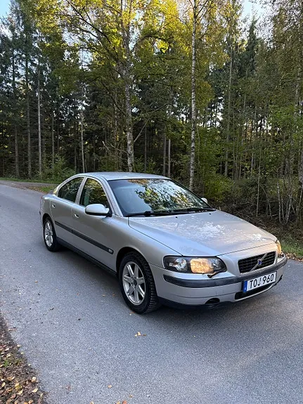 Volvo S60 2002 photo 2
