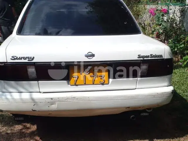 Nissan Sunny 1994 photo 4