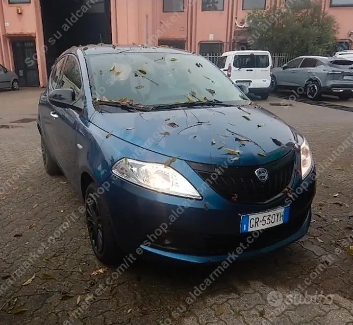 Lancia Ypsilon