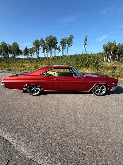 Chevrolet Impala 1966 photo 2