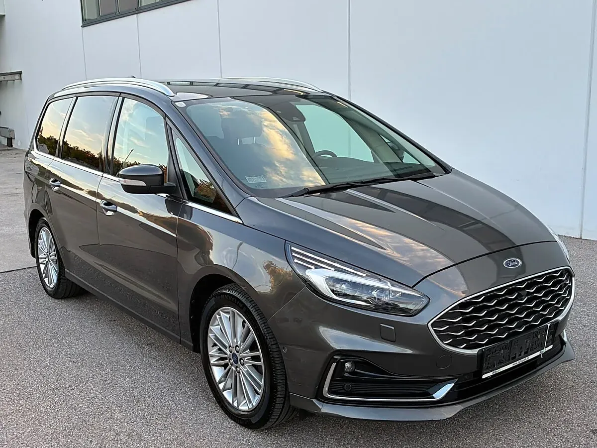 Ford Galaxy 2023 photo 2