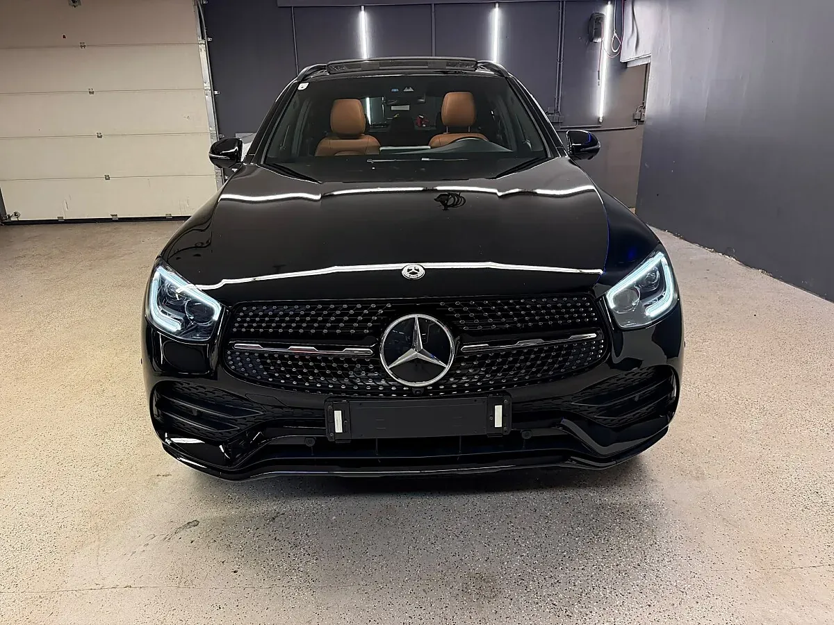 Mercedes-Benz Glc-Class 2022 photo 2