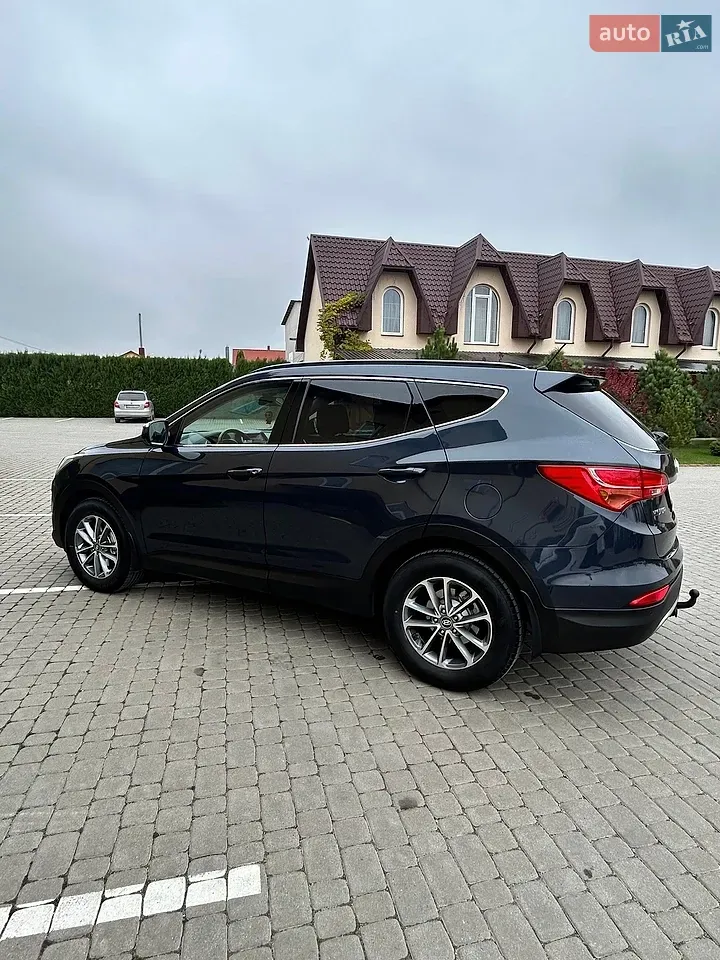 Hyundai Santa Fe 2013 photo 4