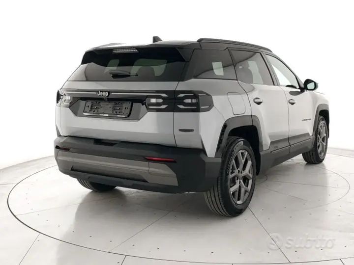 Jeep Compass photo 3